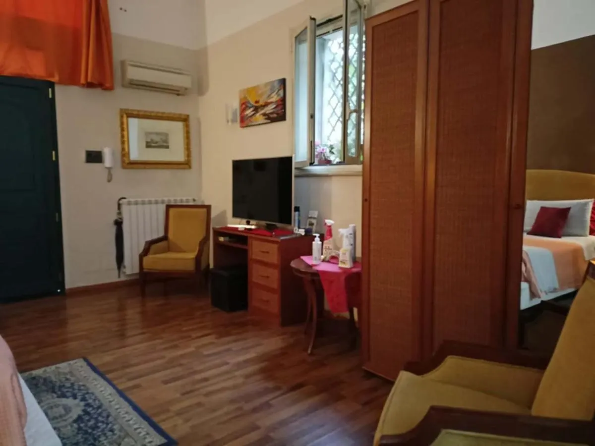 Casa Rotre In The Historic Center Of Palermo Apartment