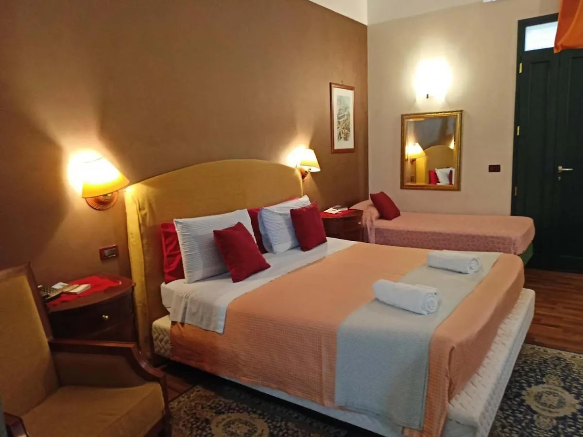 Casa Rotre In The Historic Center Of Palermo Apartment 0*,