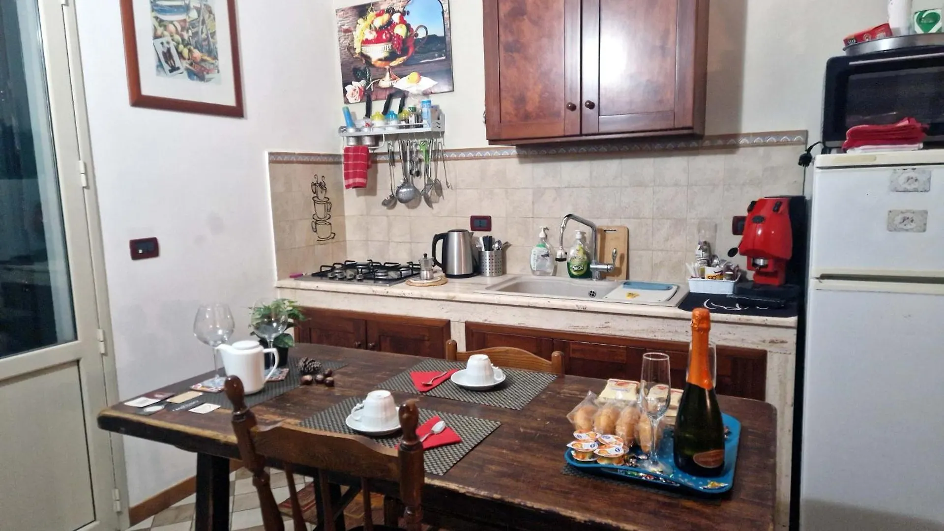 Casa Rotre In The Historic Center Of Palermo Apartment