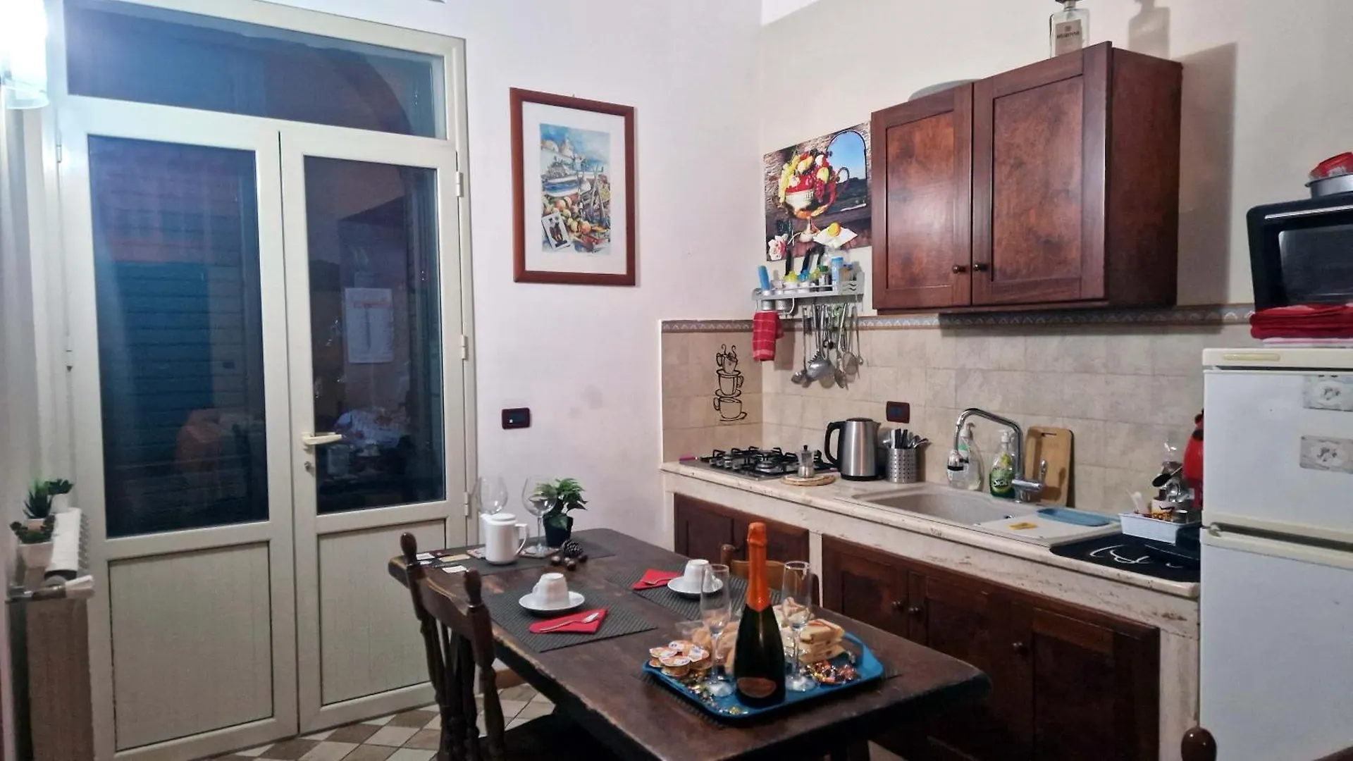 Casa Rotre In The Historic Center Of Palermo Apartment 0*,  Italy